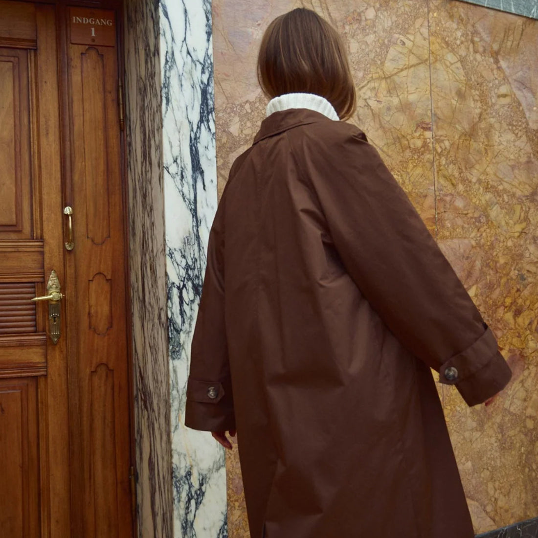 Lilli Jakke Chocolate - By Noella