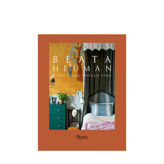 Tablebook fra Beata Heuman. Boken har en nydelig rustfarge, og har et bilde fra et soverom.