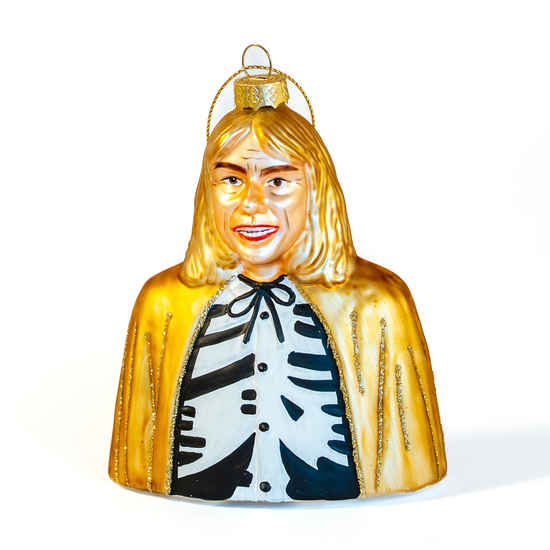Jahn Teigen julekule fra HEIM Studio – håndmalt glassfigur i svart-hvitt skjelettkostyme med gullkappe, inspirert av hans legendariske MGP-opptreden.