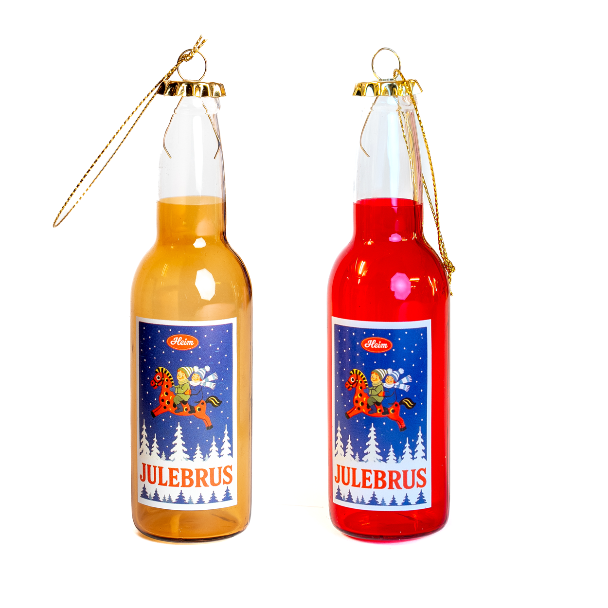 Julebrus rød og brun julekule fra HEIM Studio – håndmalt glassflaske med gullkork og retro etikett i klassisk rød design.
