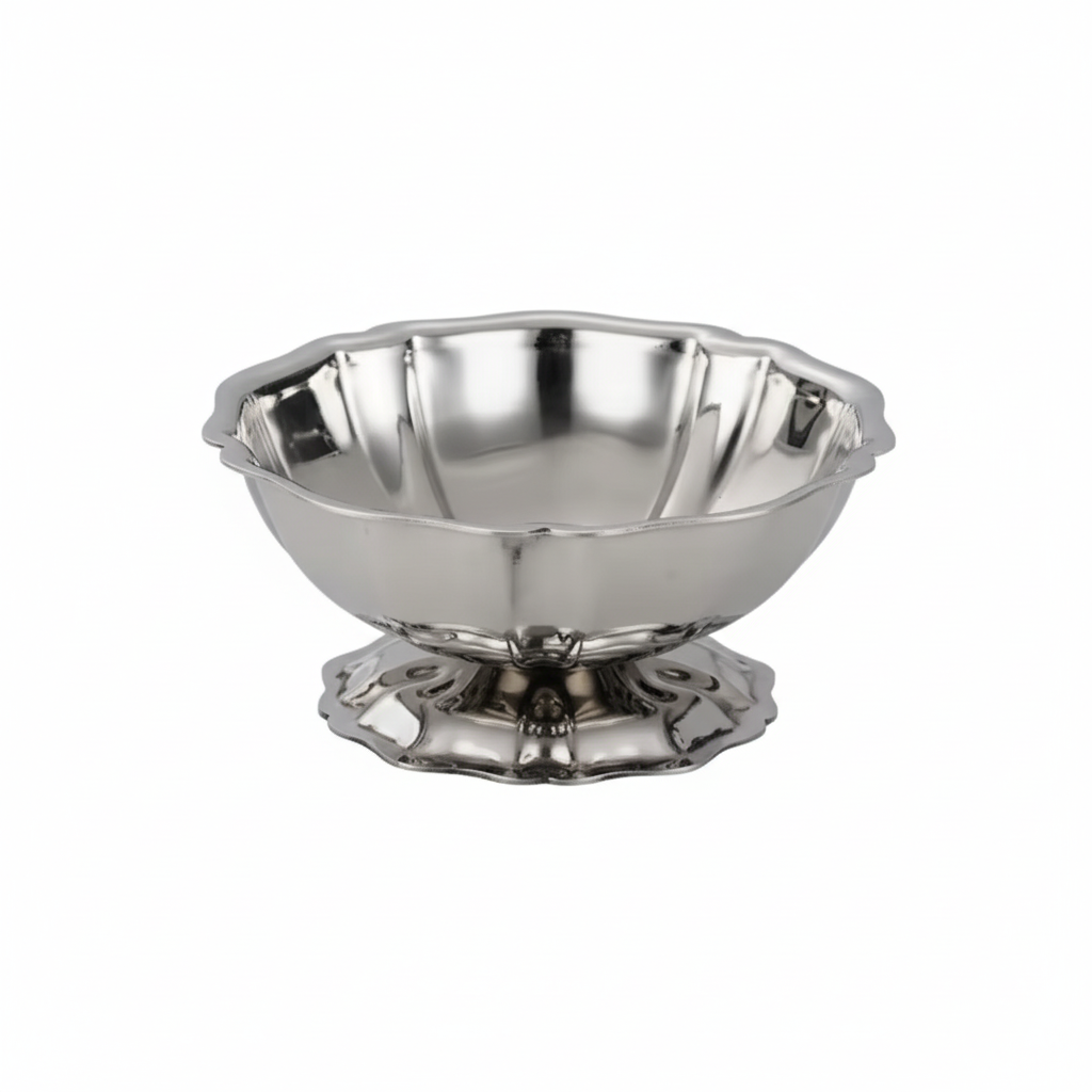 Dessert skål lav - by Heim design i rustfritt stål med blank, tidløs finish og dekorativ fot for elegant bordservering
