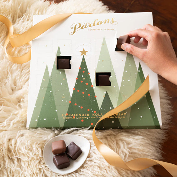 Julekalender Karamell dekket med Sjokolade - By Pärlans Stockholm