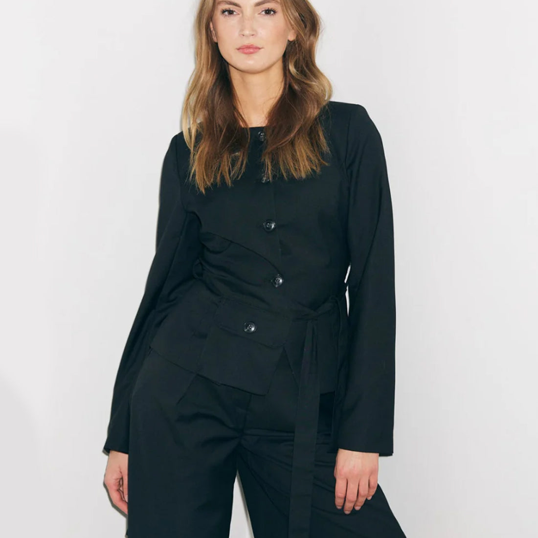 Kasaundra Blazer Black - By Noella