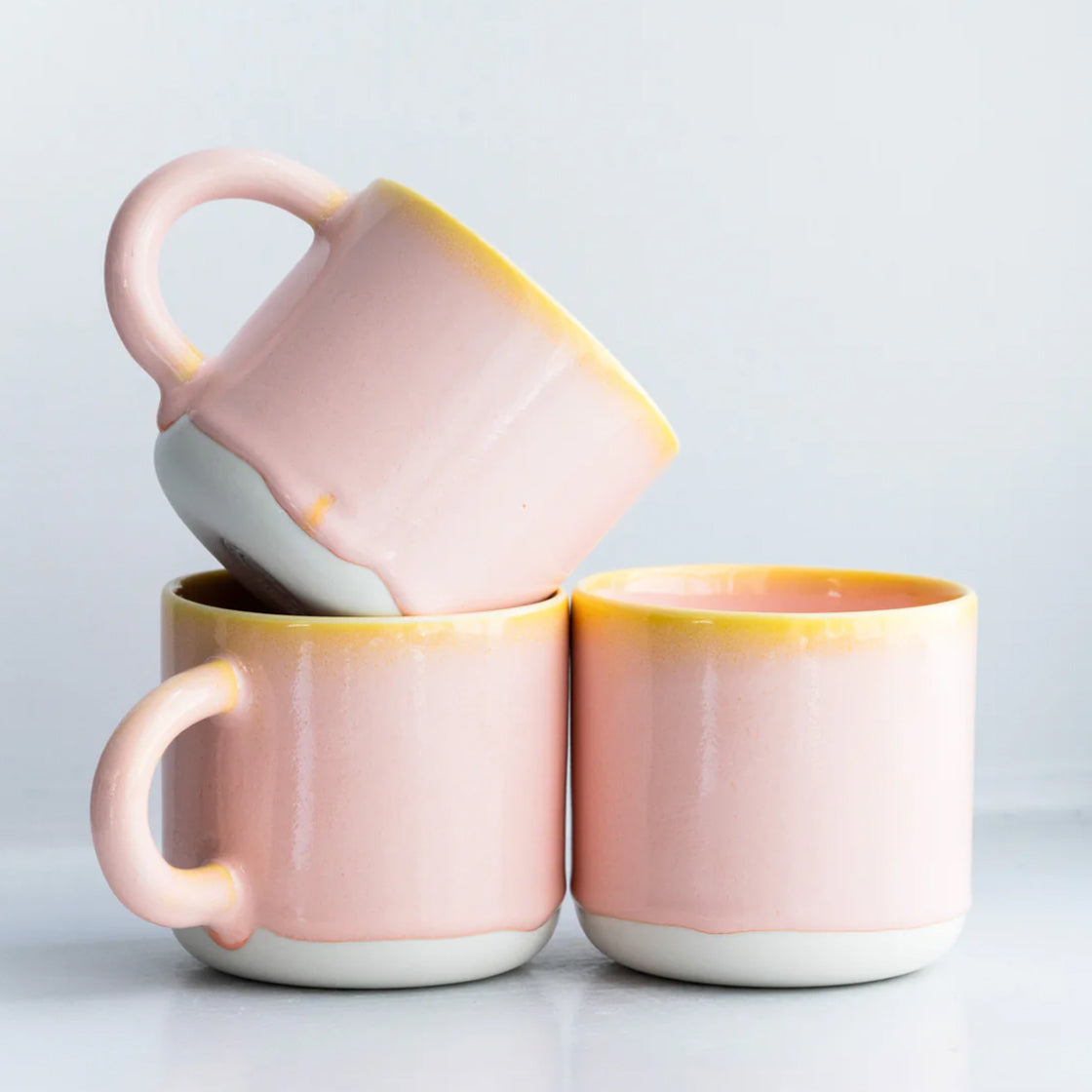 Chug Mug Pink Grapefruit - By Studio Arhoj