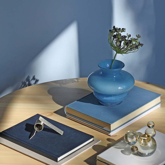 Curve Vase Mini Light Blue - By Stences