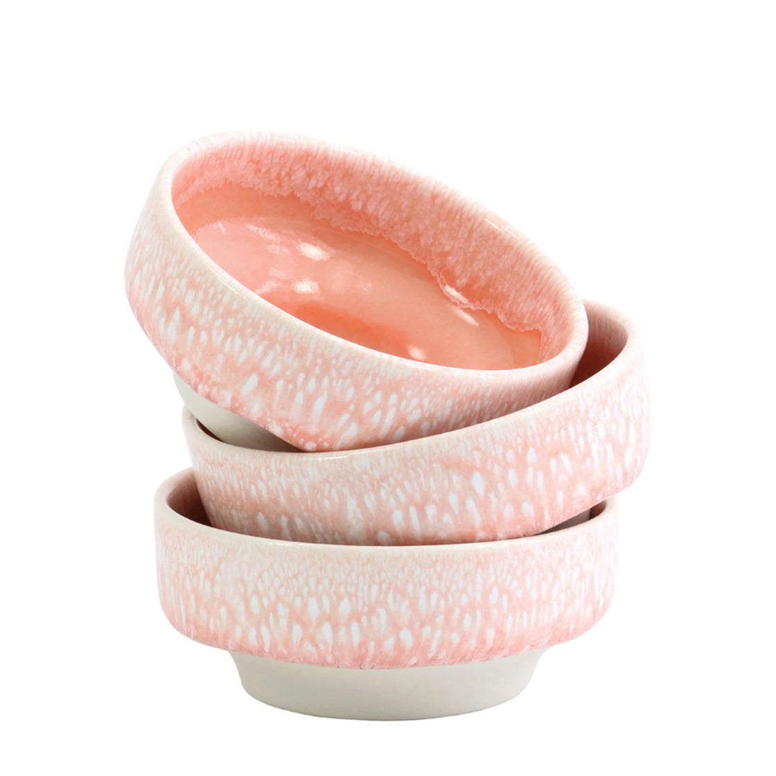 Dip Dish Salmon Stream - By Studio Arhoj keramikk-skål i lys rosa med bred, stabil fot og unik glasurstruktur