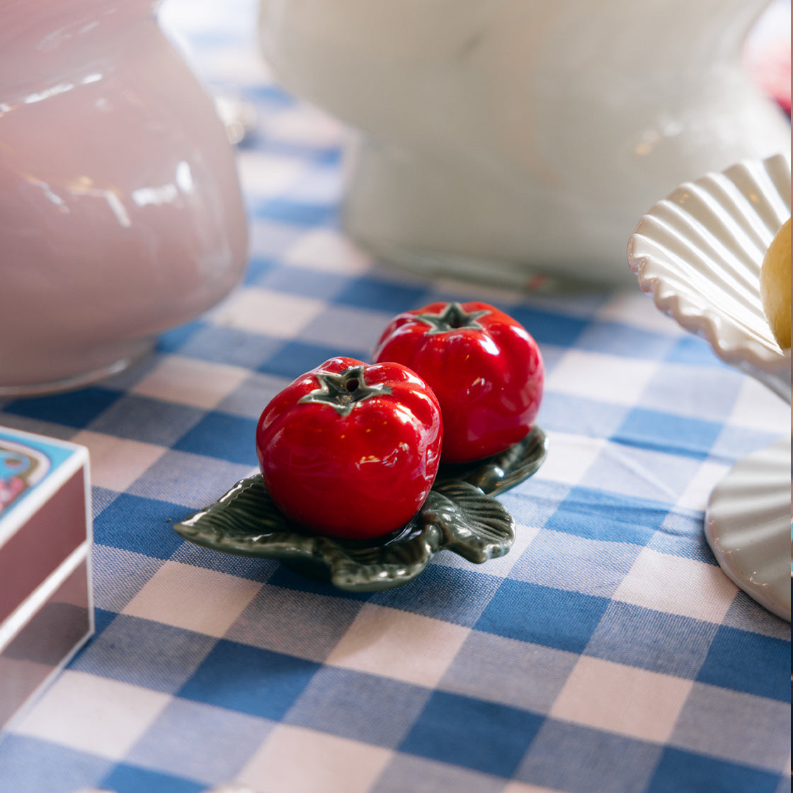 Salt og Pepperbøsse Tomat- By Heim Studio