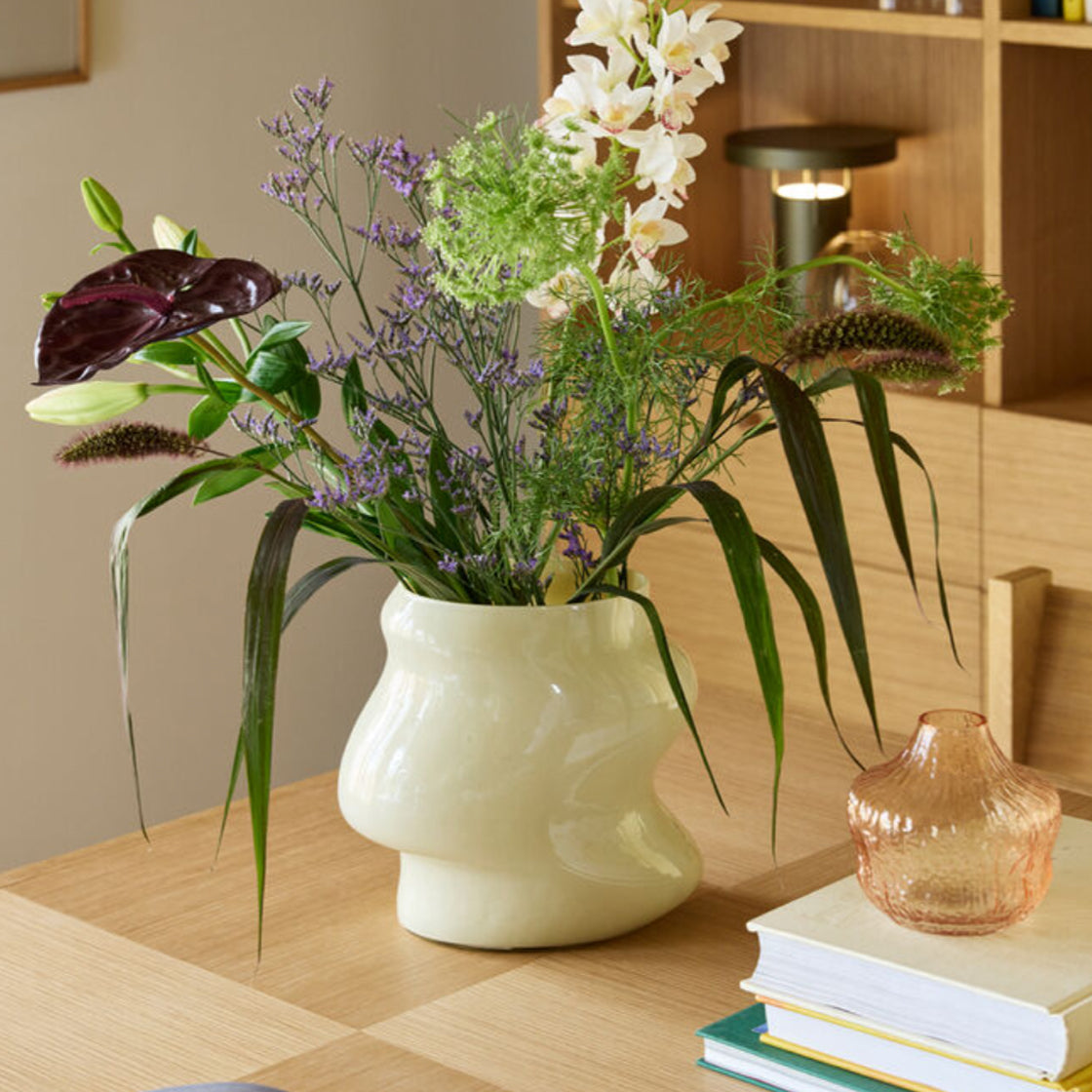 Vase Lote Sandfarget Glass - By Hübsch