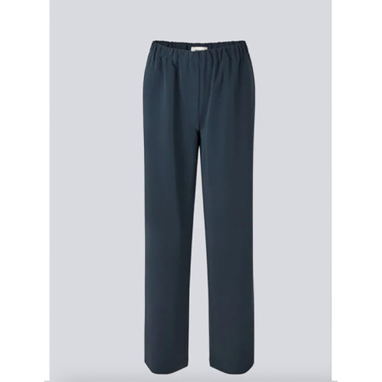 Load image into Gallery viewer, PerryMD Pants Midnight Blue - By Modstrøm
