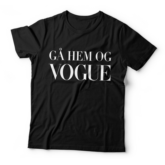 Load image into Gallery viewer, Gå Hem Og Vogue Svart T- Skjorte - By Higren
